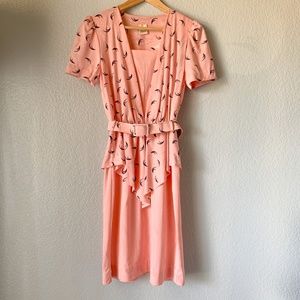 Peach Vintage Peplum Shift Dress With Matching Belt